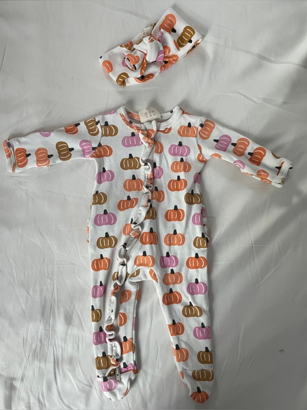 Siix Pumpkin Ruffle Sleeper & Headband